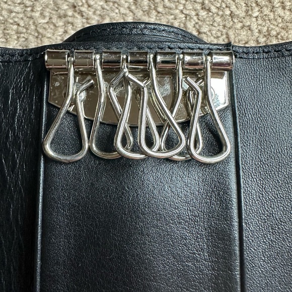 GUCCI RARE LARGE GG GUCCISSIMA BLACK LEATHER 6 RING CASE WALLET - Picture 11 of 15